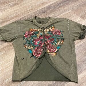 NWOT Affliction tee with cropped look, distressed cuts, size XL - green vintage